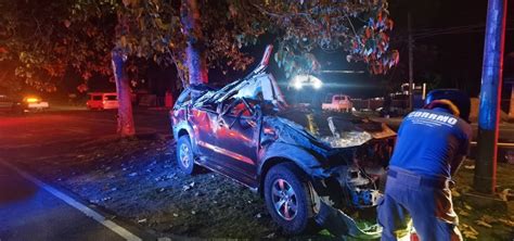 Talisay accident: Man dies after vehicle rams into house .